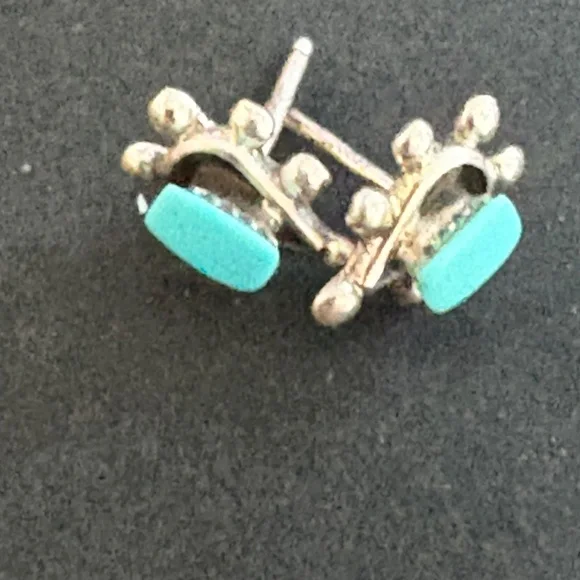 Sterling silver stud earrings beautiful light blue turquoise stones - Picture 6 of 13